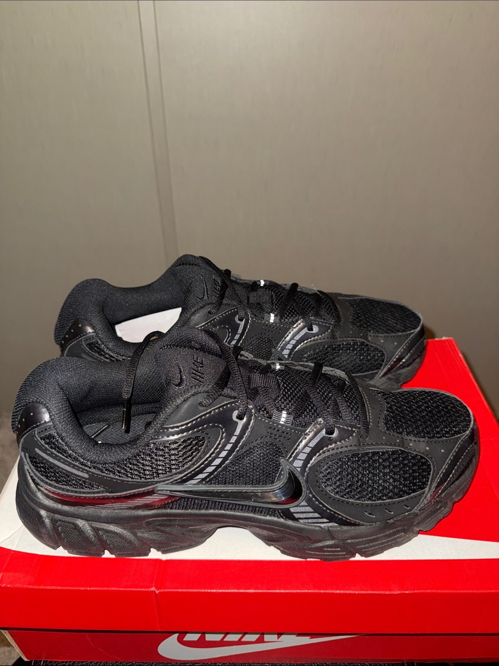 Nike Men’s V5 Runners Black Anthracite Running Shoes